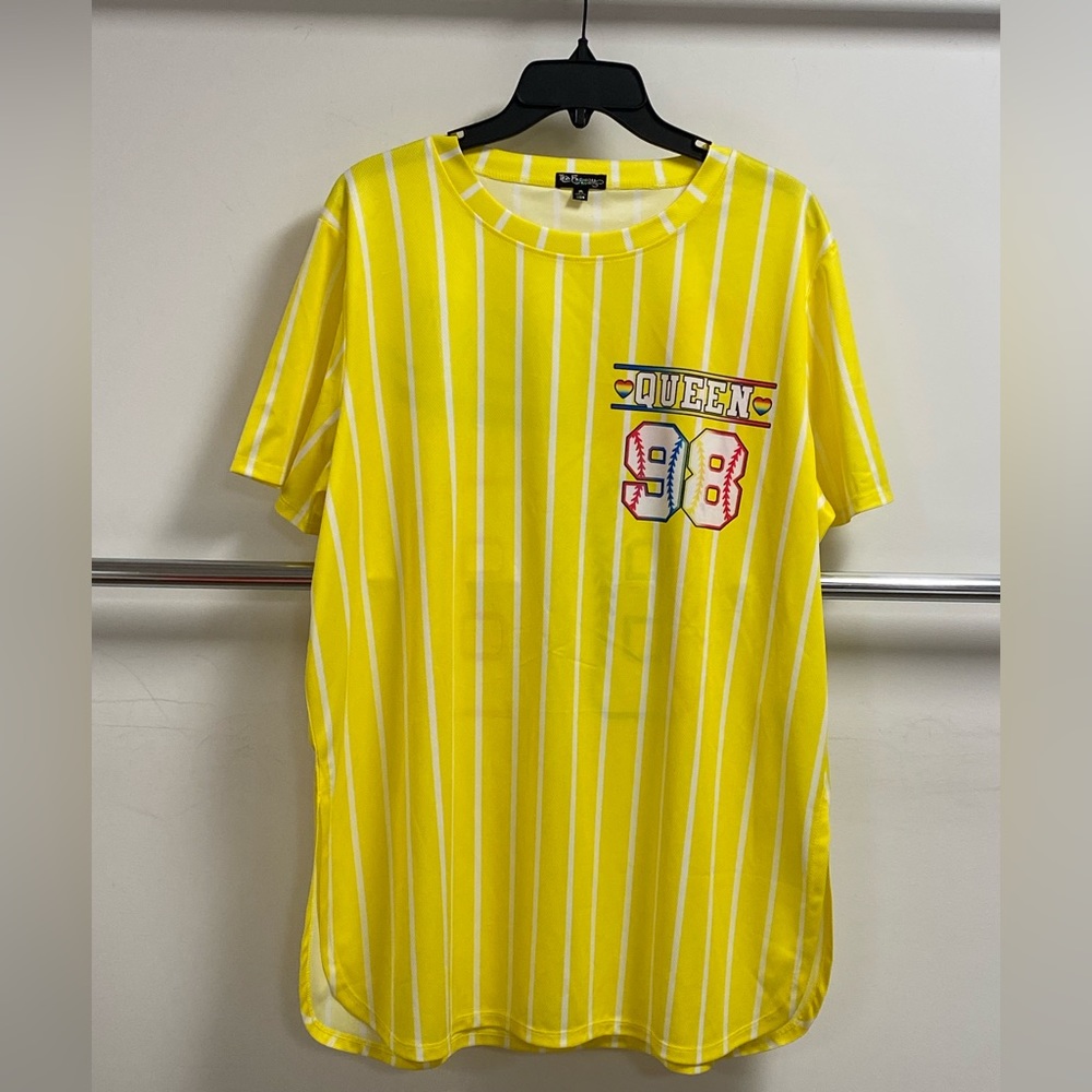 Plus Size Queen Mesh Baseball Short Sleeve Tee
